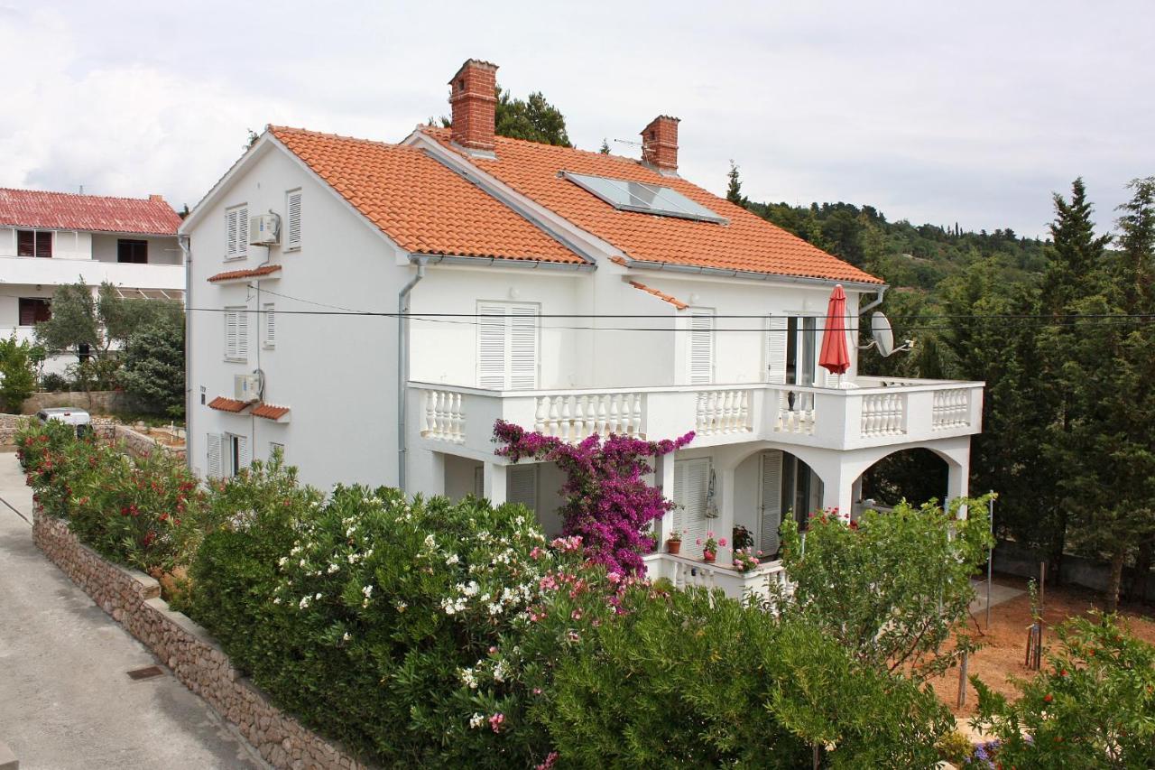 Apartment Barbat 4962A Barbat na Rabu Εξωτερικό φωτογραφία